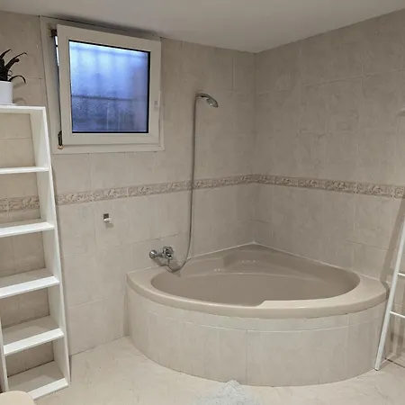 The Garden Ra Floor Private Rooms, Pool, Garden Access Vendégház La Nucía